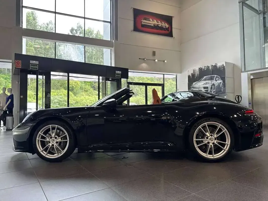 Usado Porsche 911 Carrera Cabriolet 394 CV (289 kW) 2024 Negro Descapotable