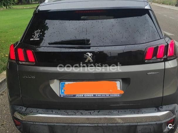 Usado Peugeot 3008 GT-line 130 CV (95 kW) 2018 Verde SUV