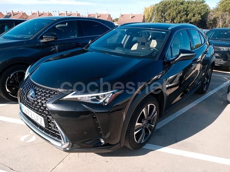 Negro Usado 2020 Lexus UX Executive Line SUV | 23.990 € - Imagen 1/4