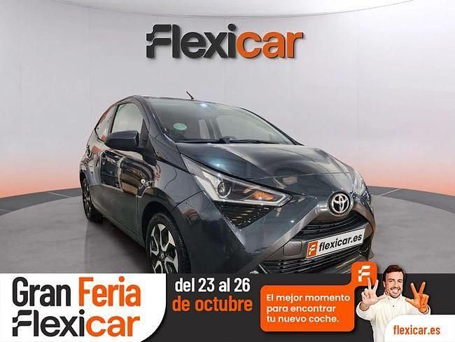 Gris Usado 2019 Toyota Aygo X-cite Utilitario | 12.890 € (Caro) - Imagen 1/4