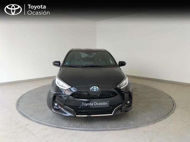 Usado Toyota Yaris Hybrid Style 116 CV (85 kW) 2021 Negro