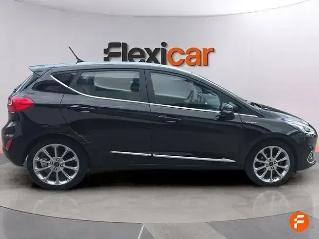 Usado Ford Fiesta Vignale 100 CV (73 kW) 2019 Negro Utilitario