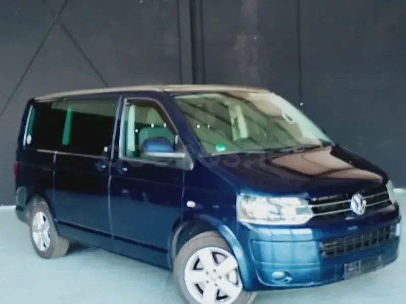 Usado VW Multivan Highline 180 CV (132 kW) 2010 Gris / plata Monovolumen