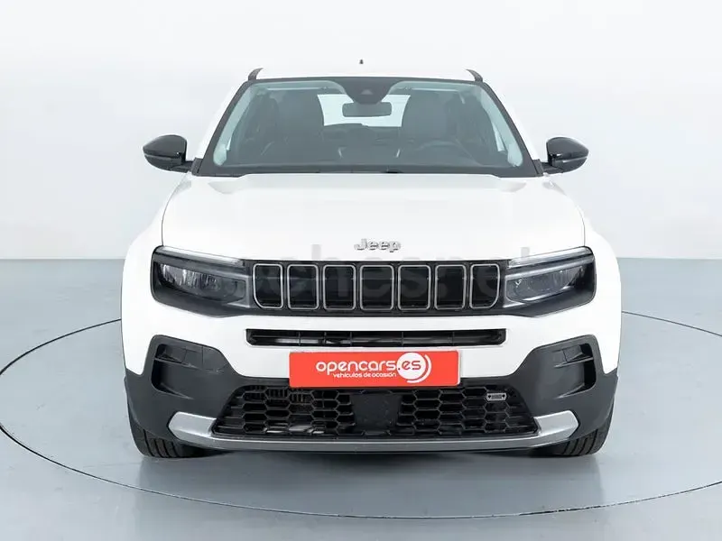 Usado Jeep Avenger Altitude 101 HP (74 kW) 2024 Branco SUV