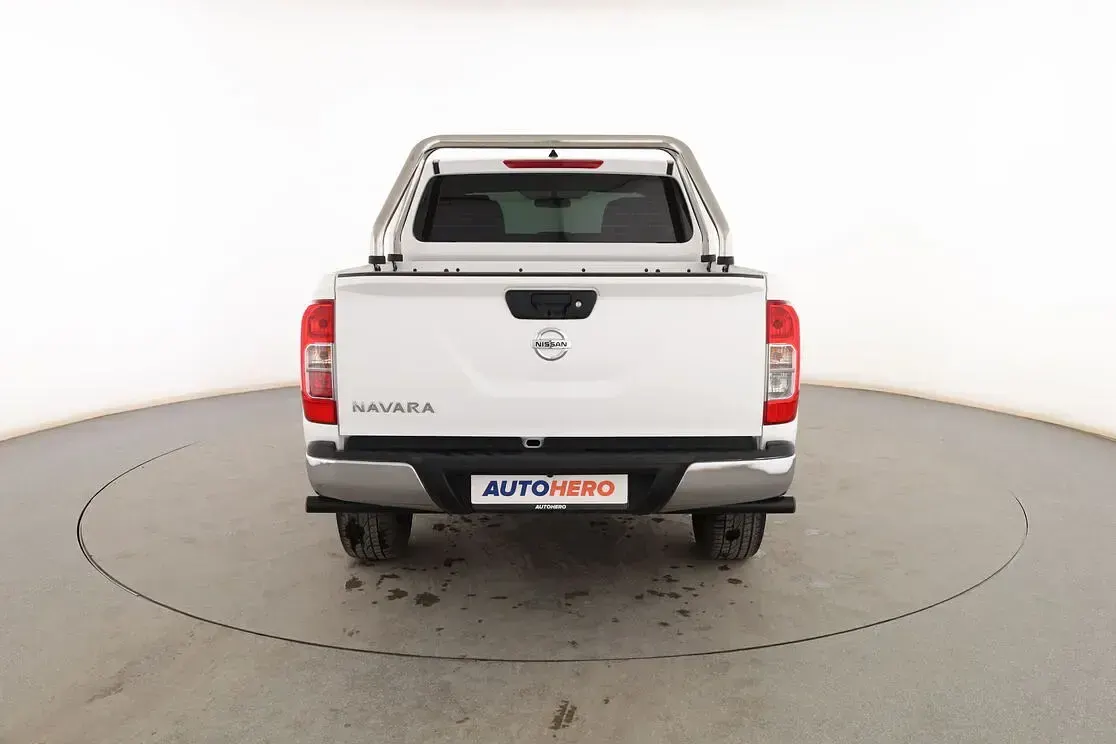 Usado Nissan Navara Acenta 163 CV (119 kW) 2022 Blanco Pickup/Camioneta