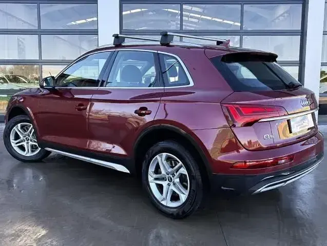 Usado Audi Q5 Advanced Plus 204 CV (150 kW) 2021 Granate SUV