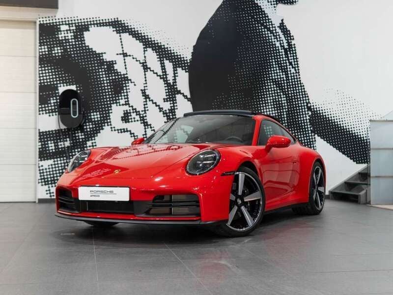 Rojo Usado 2025 Porsche 911 Carrera Coupe | 169.911 € - Imagen 1/4