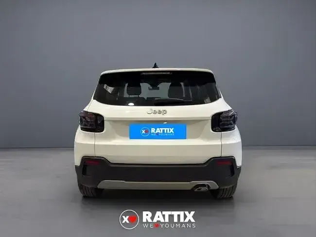 Usado Jeep Avenger Altitude 100 CV (73 kW) 2024 Blanco SUV