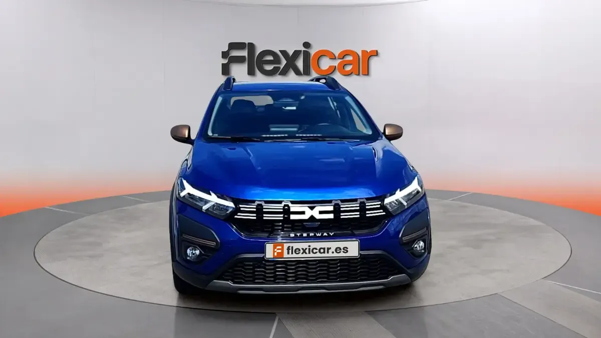 Usado Dacia Sandero Essentiel 101 CV (74 kW) 2025 Azul Berlina