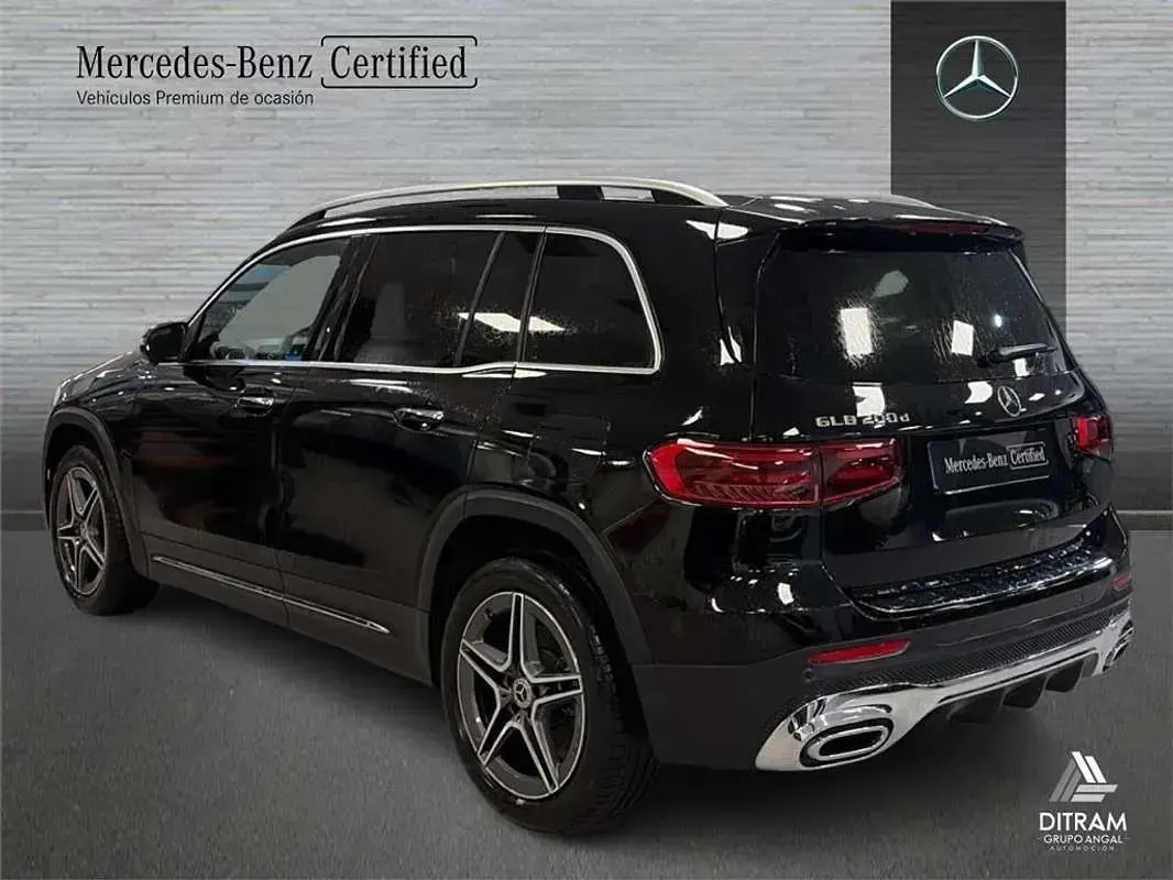 Usado Mercedes GLB200 150 CV (110 kW) 2025 SUV