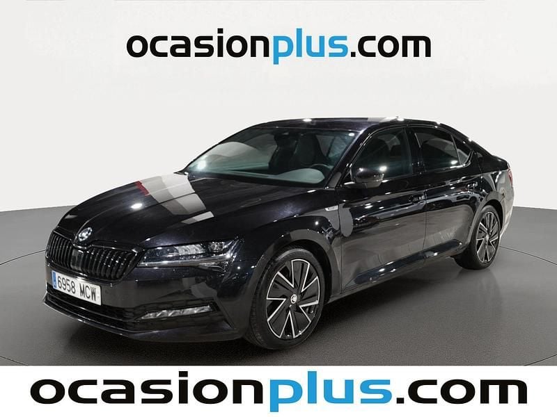 Usado Skoda Superb SportLine 150 HP (110 kW) 2022 Sedan