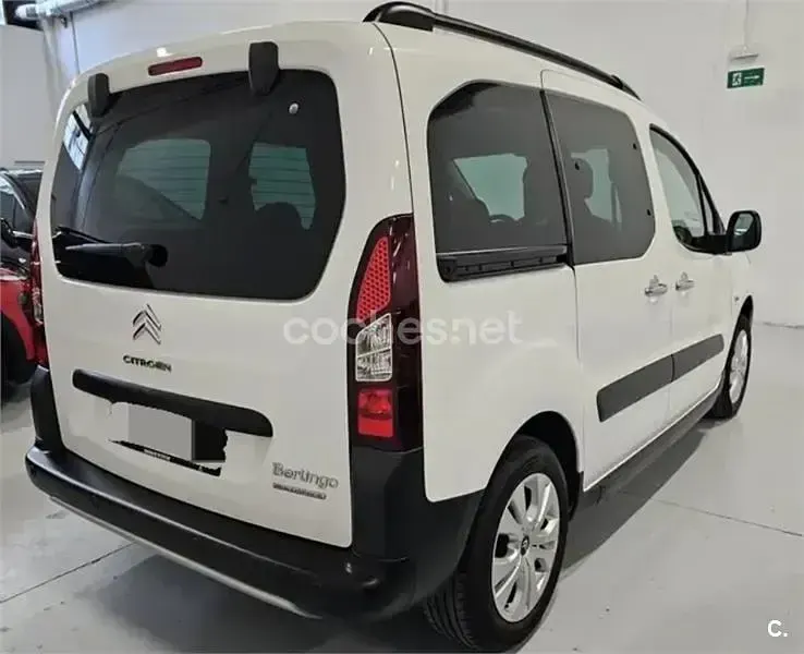 Usado Citroën e-Berlingo Feel 110 CV (80 kW) 2019 Blanco Monovolumen