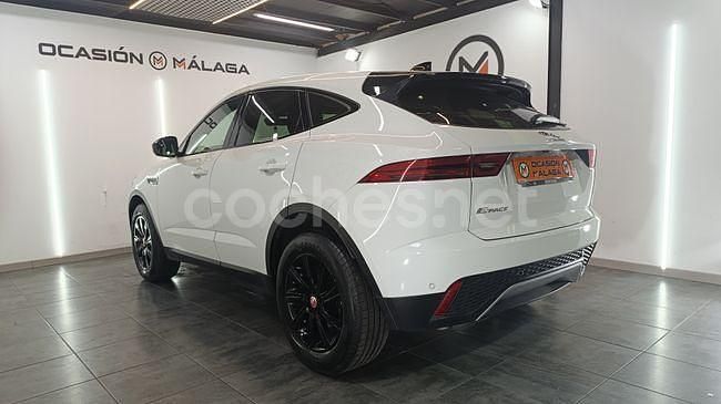 Usado Jaguar E-Pace R-Dynamic 150 CV (110 kW) 2018 Blanco SUV