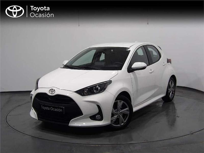 Usado 2024 Toyota Yaris Hybrid Active Utilitario | 20.500 € (Precio justo) - Imagen 1/4