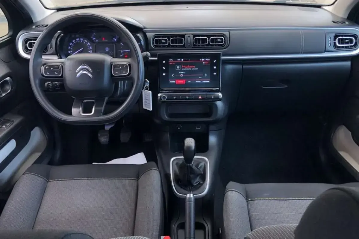 Usado Citroën C3 PureTech 82 CV (60 kW) 2023 Gris Utilitario