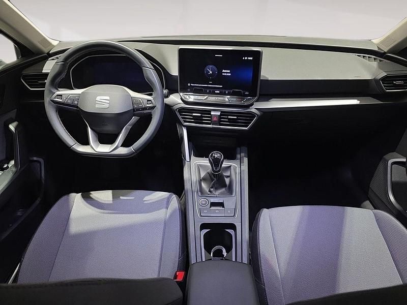 Usado Seat Leon Style 116 CV (85 kW) 2025 Azul Berlina