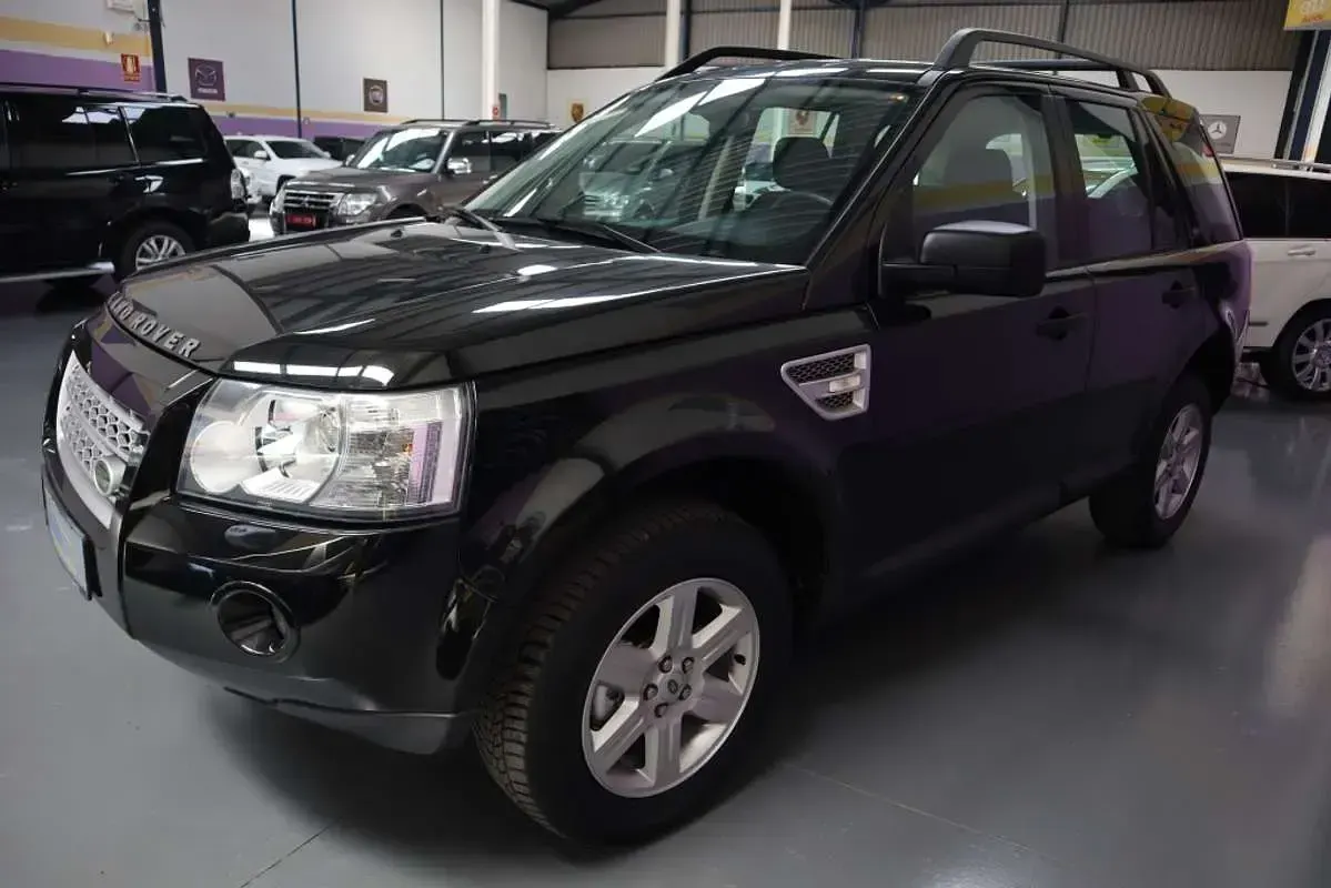 Usado Land Rover Freelander 2 160 CV (117 kW) 2010 Negro SUV