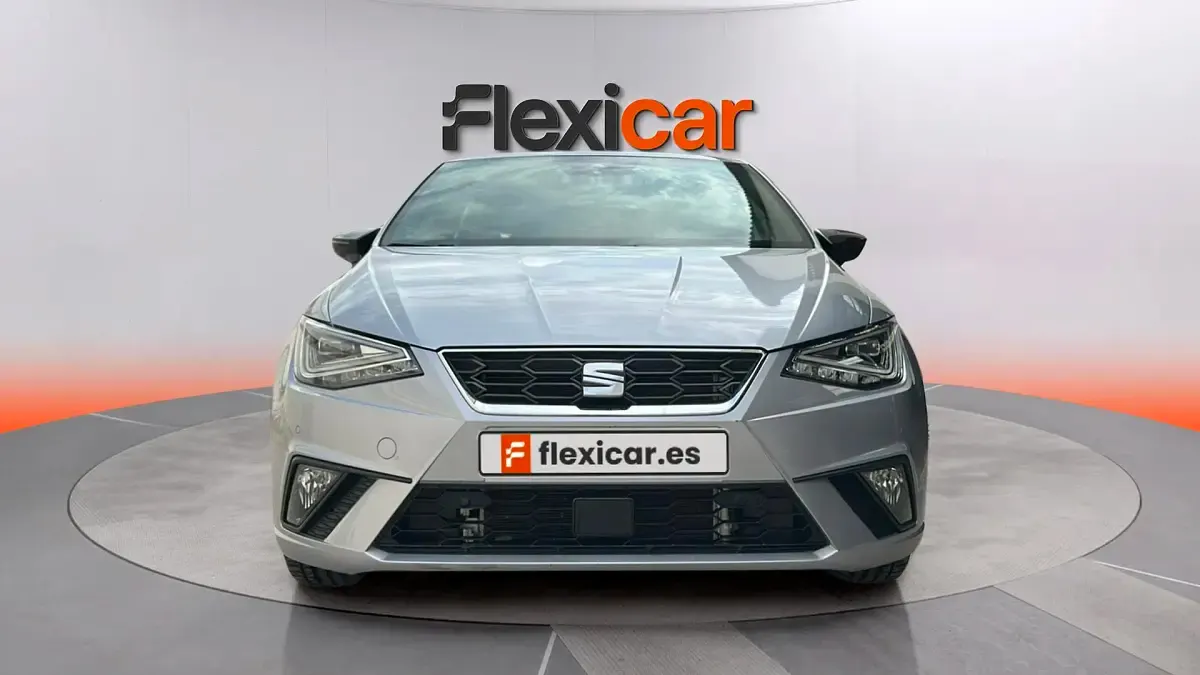 Usado Seat Ibiza FR 150 CV (110 kW) 2023 Gris Utilitario