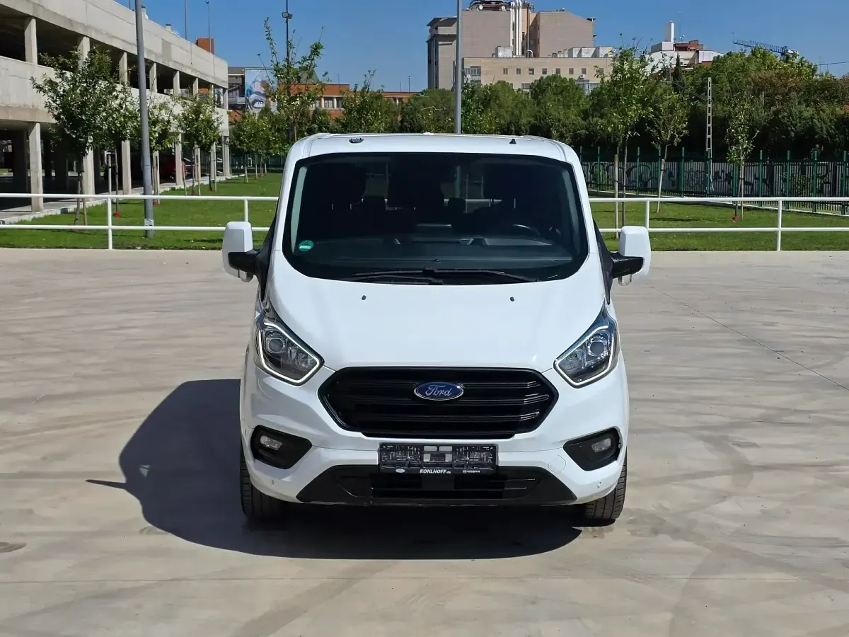 Usado Ford Transit Custom Trend 131 CV (96 kW) 2021 Blanco Berlina