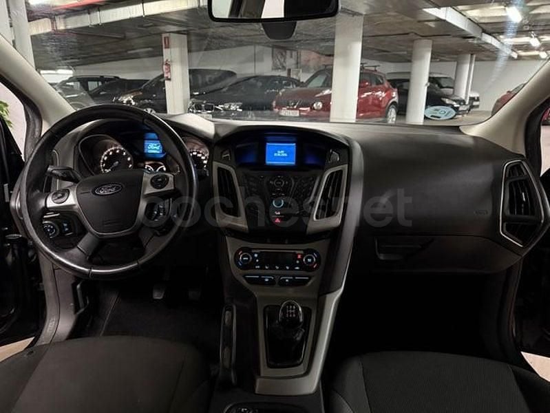 Usado Ford Focus ST-Line 125 CV (91 kW) 2012 Negro Familiar