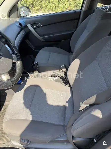 Usado Chevrolet Aveo LT 94 CV (69 kW) 2007 Gris / plata Berlina