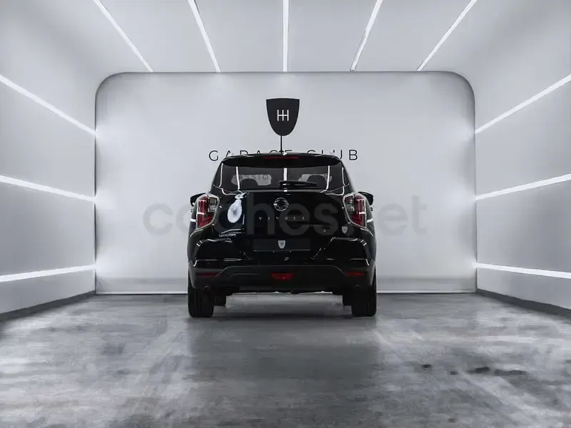 Usado SsangYong Tivoli 163 CV (119 kW) 2021 Negro SUV