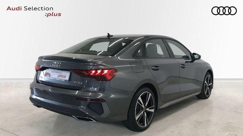 Usado Audi A3 S-Line 150 CV (110 kW) 2022 Gris Berlina