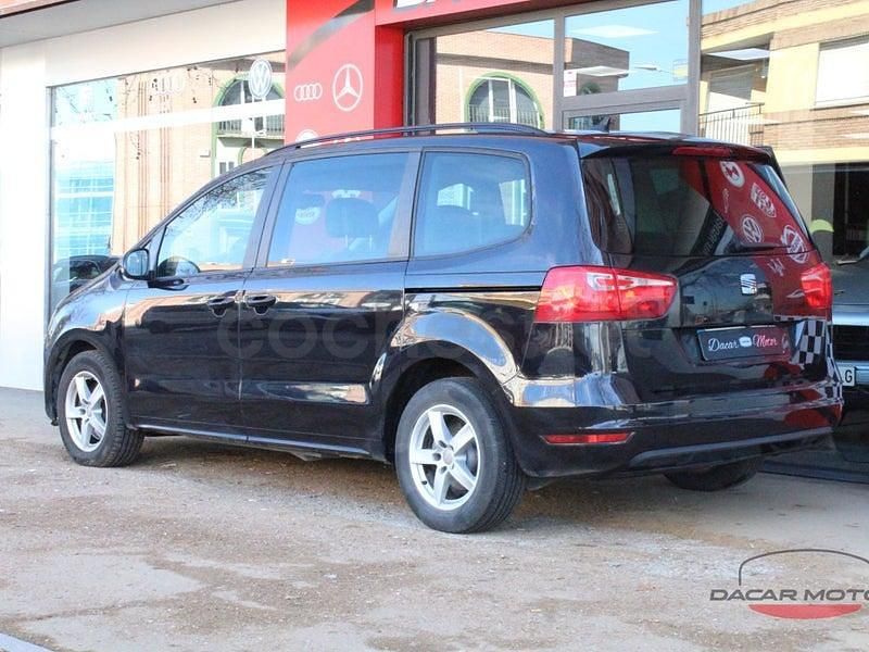Usado Seat Alhambra Ecomotive 140 CV (102 kW) 2014 Negro Monovolumen