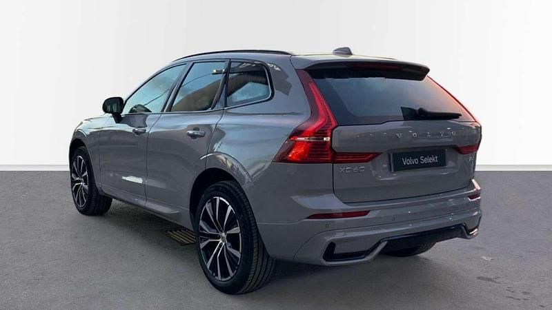 Usado Volvo XC60 Plus 197 CV (144 kW) 2024 SUV