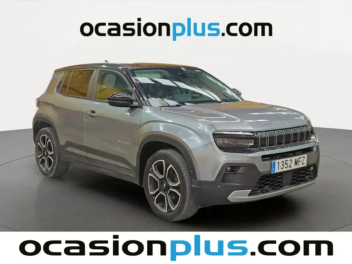 Usado Jeep Avenger Summit 100 CV (73 kW) 2023 Gris SUV