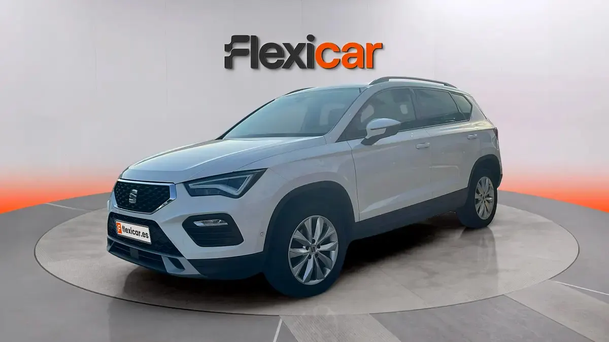 Usado Seat Ateca Style 150 CV (110 kW) 2023 Blanco SUV
