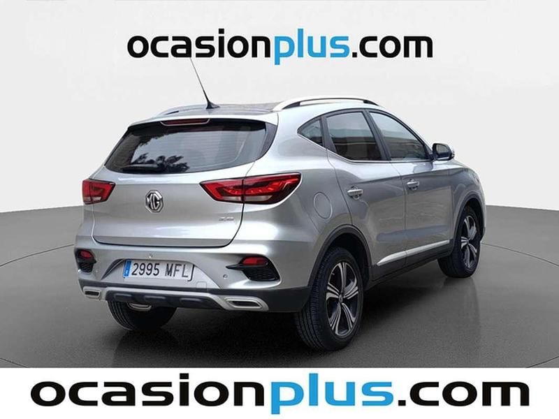 Usado MG ZS Luxury 111 CV (81 kW) 2023 Plateado SUV