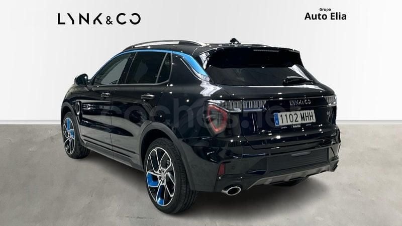 Usado Lynk & Co 01 261 CV (191 kW) 2023 Negro SUV