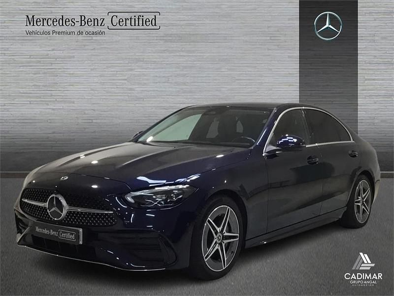 Usado Mercedes C200 AMG line 204 CV (150 kW) 2021 Azul cavansita Berlina