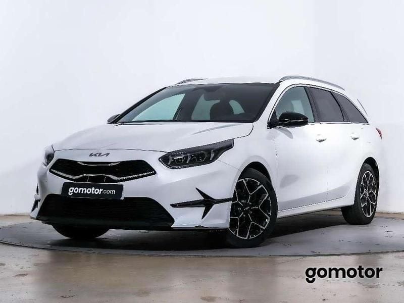 Usado Kia Ceed Style 101 CV (74 kW) 2025 Blanco Utilitario