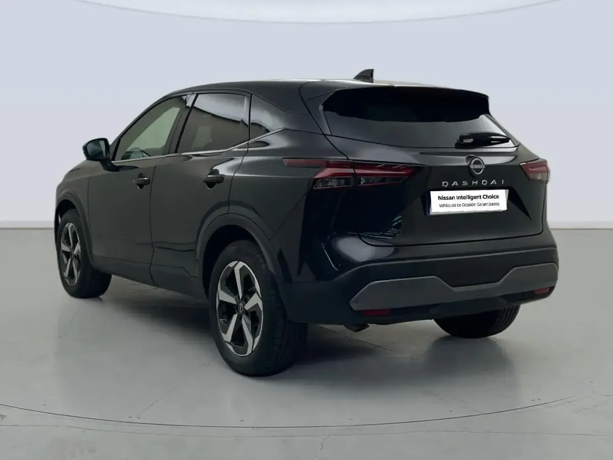 Usado Nissan Qashqai N-Connecta 140 CV (102 kW) 2023 Negro SUV