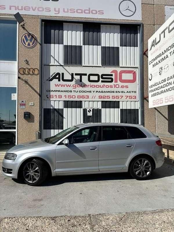 Usado Audi A3 Sportback Ambition 140 CV (102 kW) 2011 Gris Utilitario