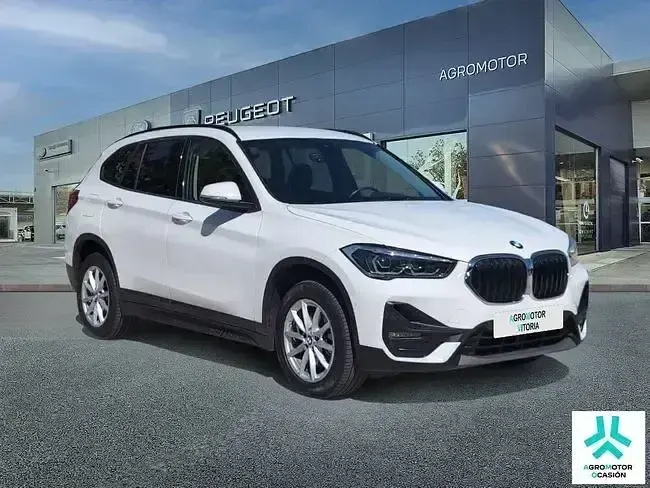 Usado BMW X1 150 CV (110 kW) 2021 Blanco SUV