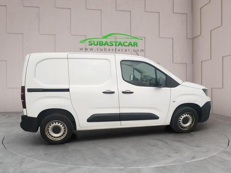 Usado Peugeot Partner 100 CV (73 kW) 2019 Blanco Monovolumen