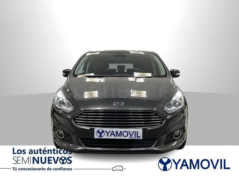 Usado Ford S-MAX Titanium 150 CV (110 kW) 2016 Gris / plata Monovolumen