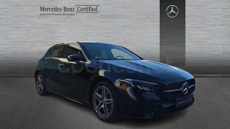 Usado Mercedes A180 136 CV (100 kW) 2025 Negro Berlina