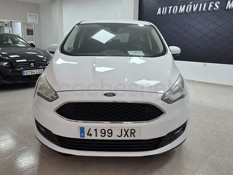 Usado Ford C-MAX Trend 120 CV (88 kW) 2017 Blanco Monovolumen