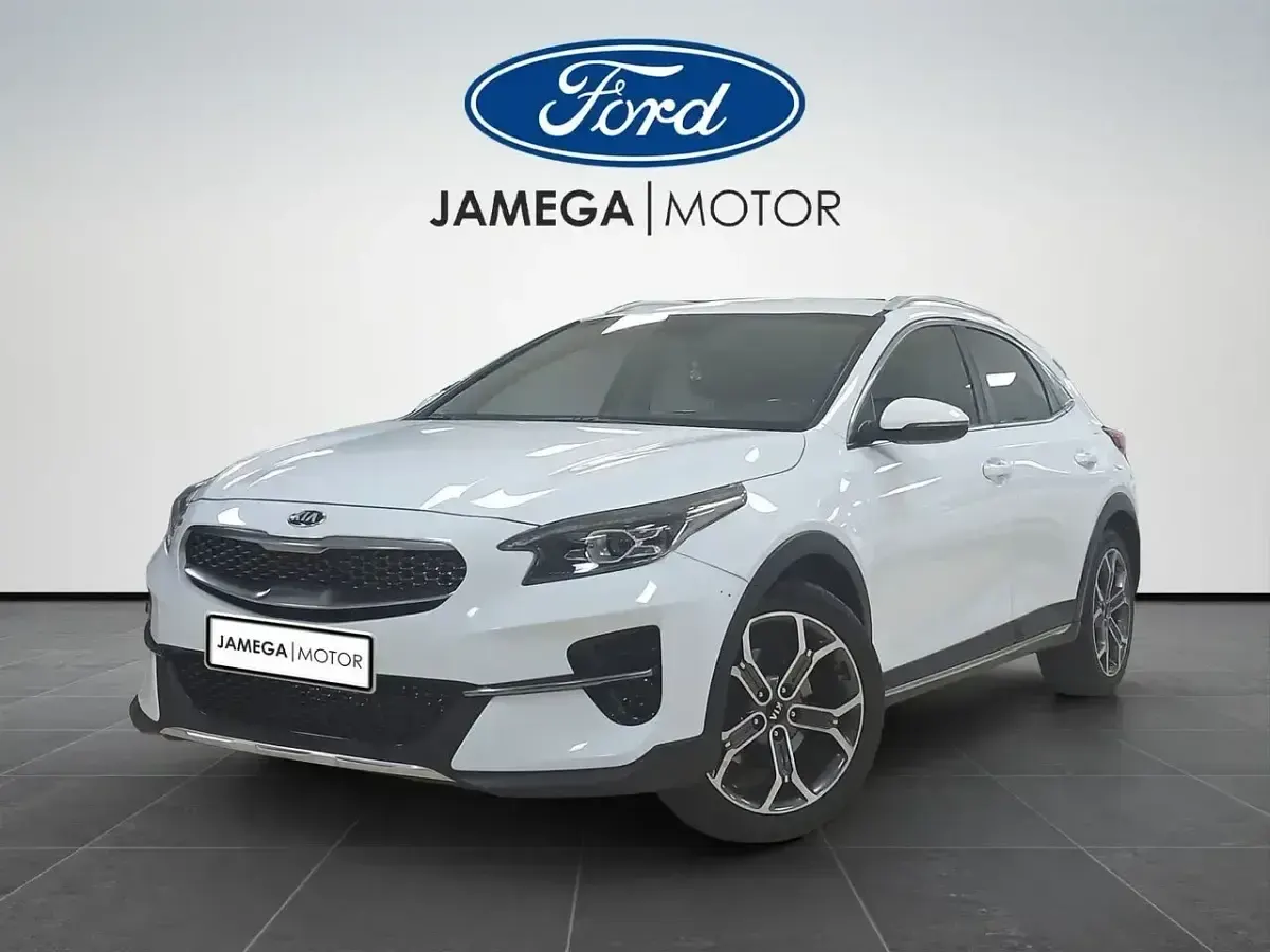 Usado Kia XCeed 136 CV (100 kW) 2021 Blanco SUV