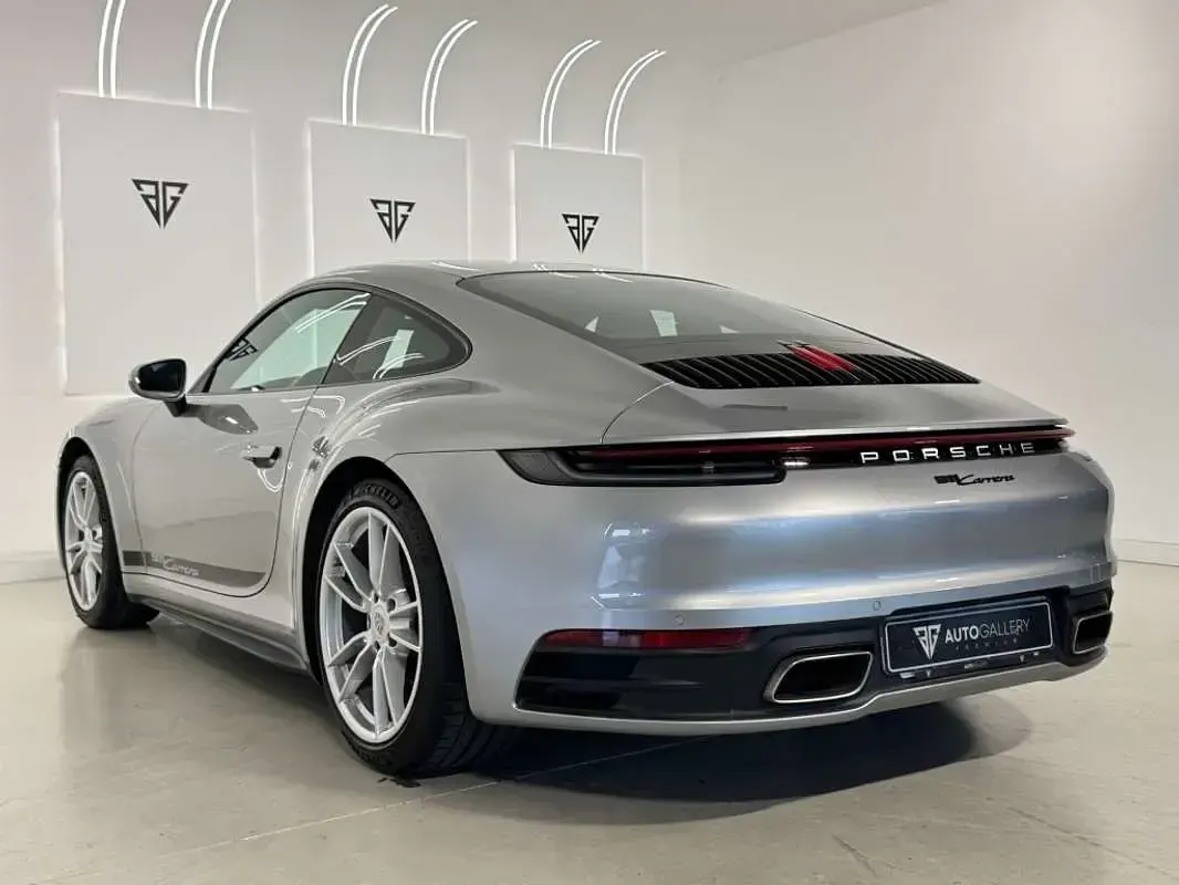 Usado Porsche 911 Carrera 385 CV (283 kW) 2021 Plateado Coupe