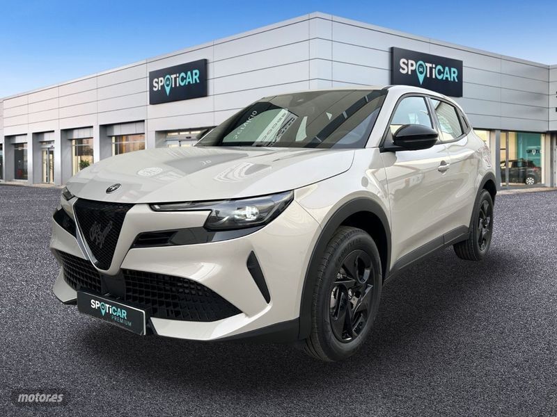 Nuevo Alfa Romeo Junior 136 CV (100 kW) 2025 Beige SUV