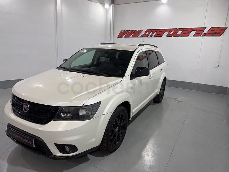 Blanco Usado 2015 Fiat Freemont Black Code SUV | 14.500 € (Precio justo) - Imagen 1/4