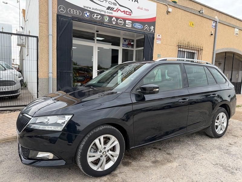Usado Skoda Fabia Ambition 110 CV (80 kW) 2021 Negro Familiar