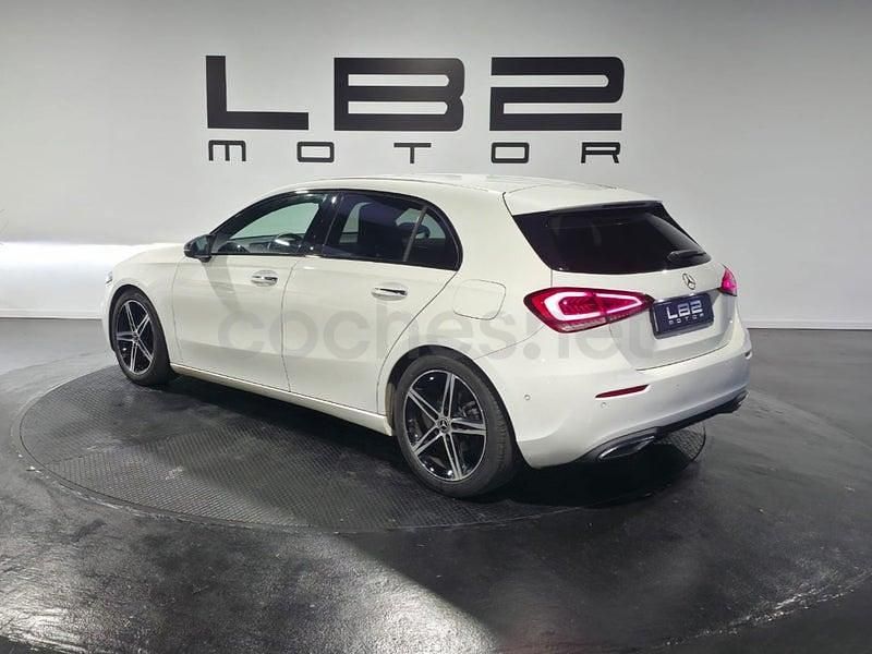 Usado Mercedes A180 116 CV (85 kW) 2018 Blanco Berlina