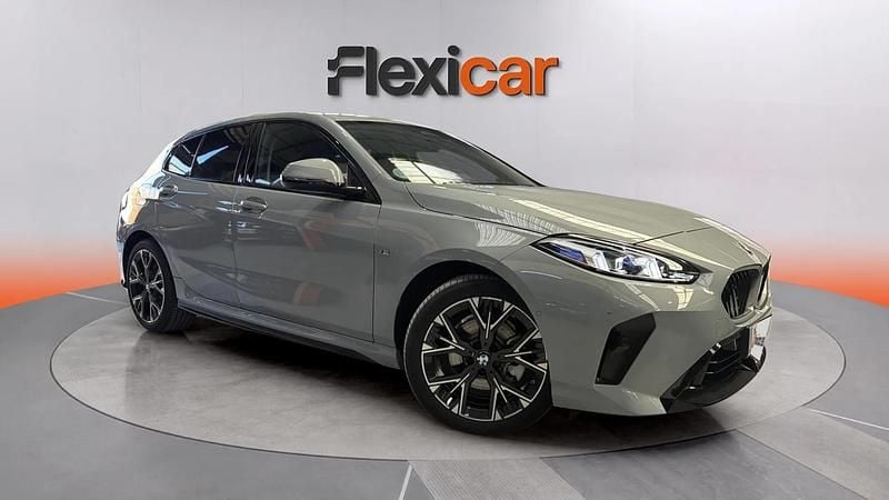 Usado BMW 120 170 CV (125 kW) 2025 Gris Utilitario
