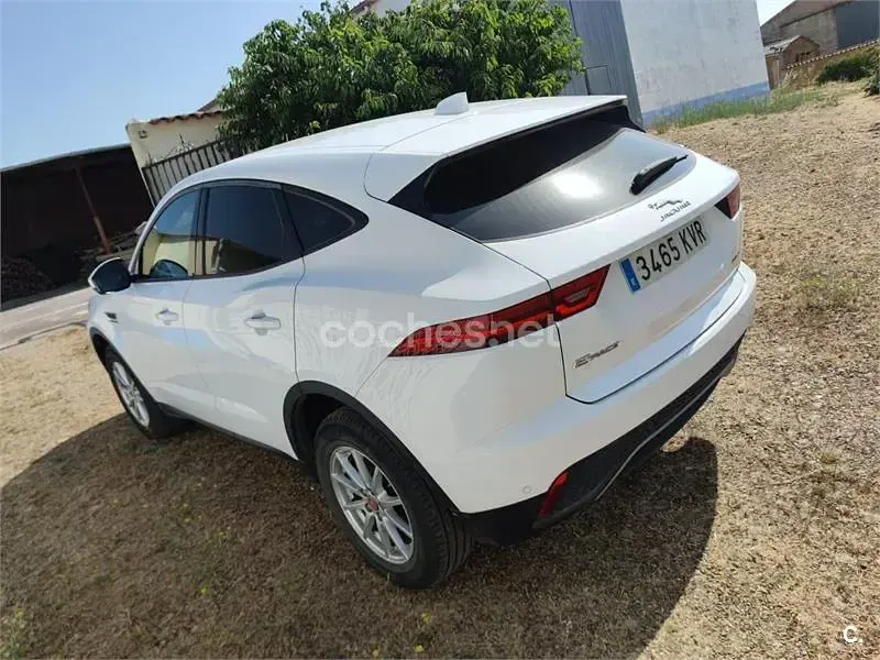 Usado Jaguar E-Pace 150 CV (110 kW) 2019 Blanco SUV